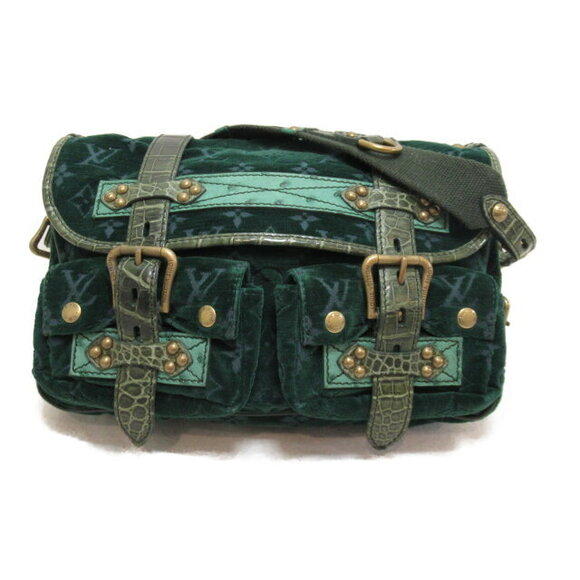 Louis Vuitton Handbags - Louis Vuitton Shoulder Bag green velvet